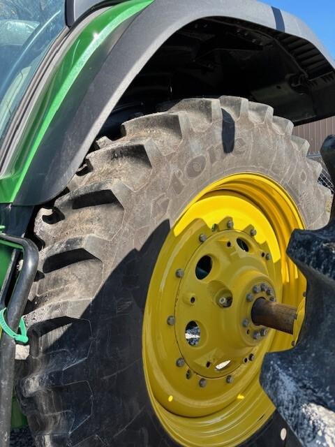 2024 John Deere 8R 310 Image
