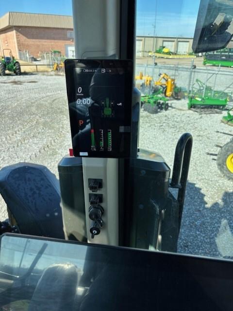 2024 John Deere 8R 310 Image