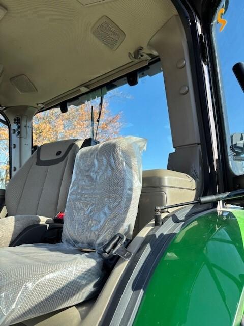 2024 John Deere 8R 310 Image