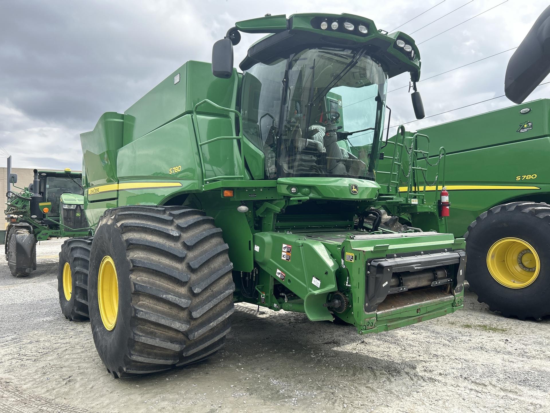 2021 John Deere S780 Image