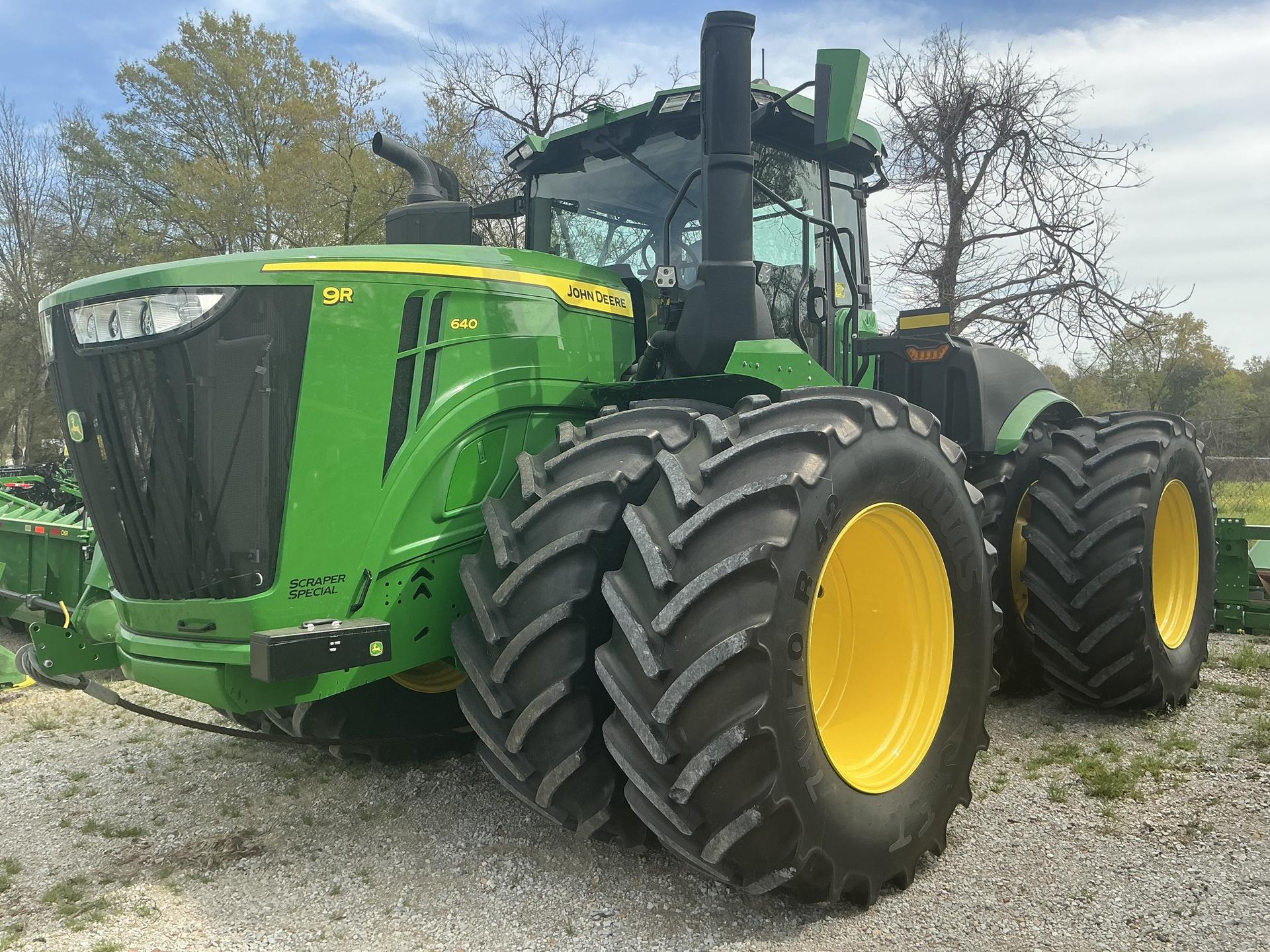 2023 John Deere 9R 640 Image
