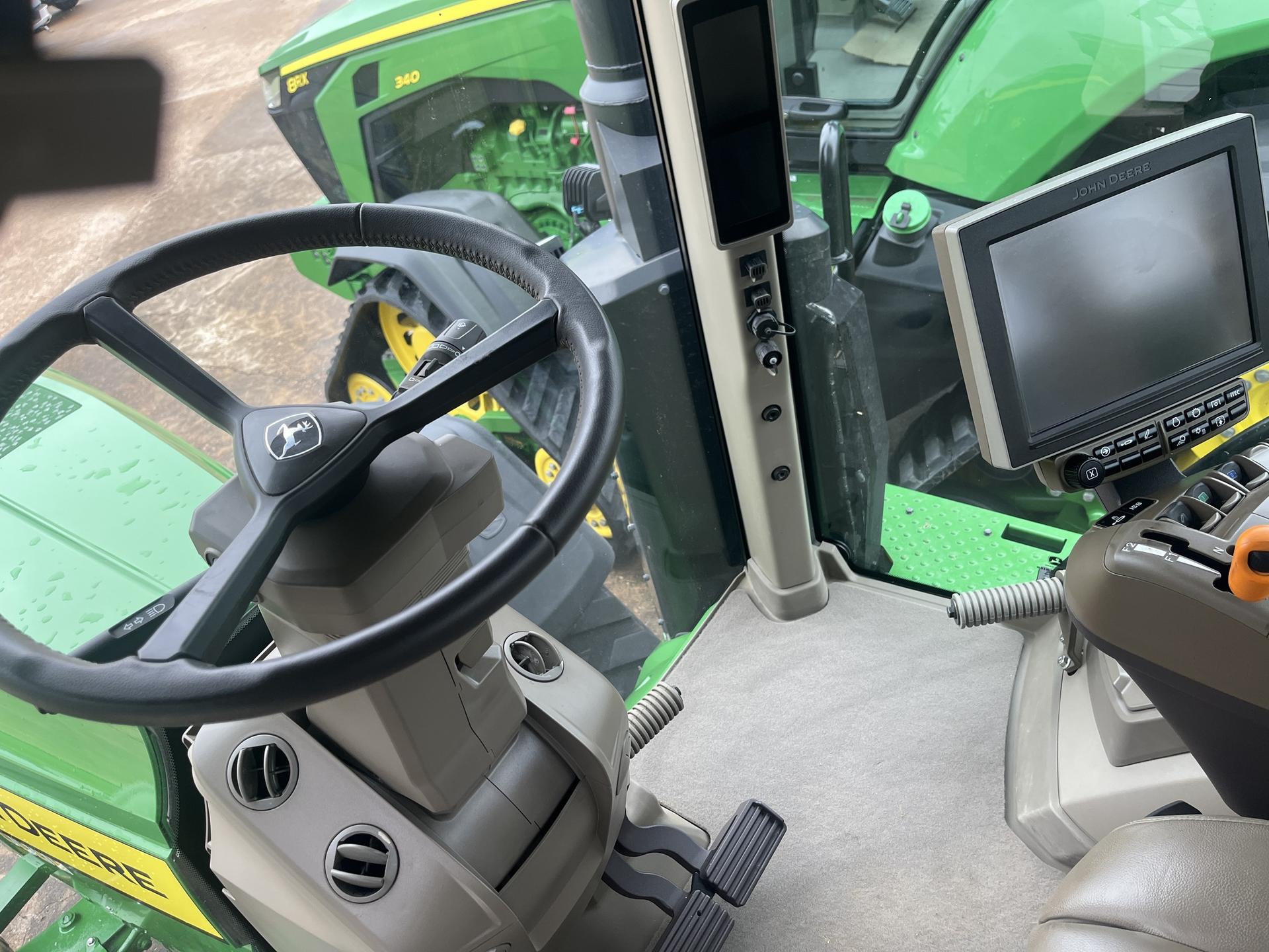 2023 John Deere 8RX 340 Image