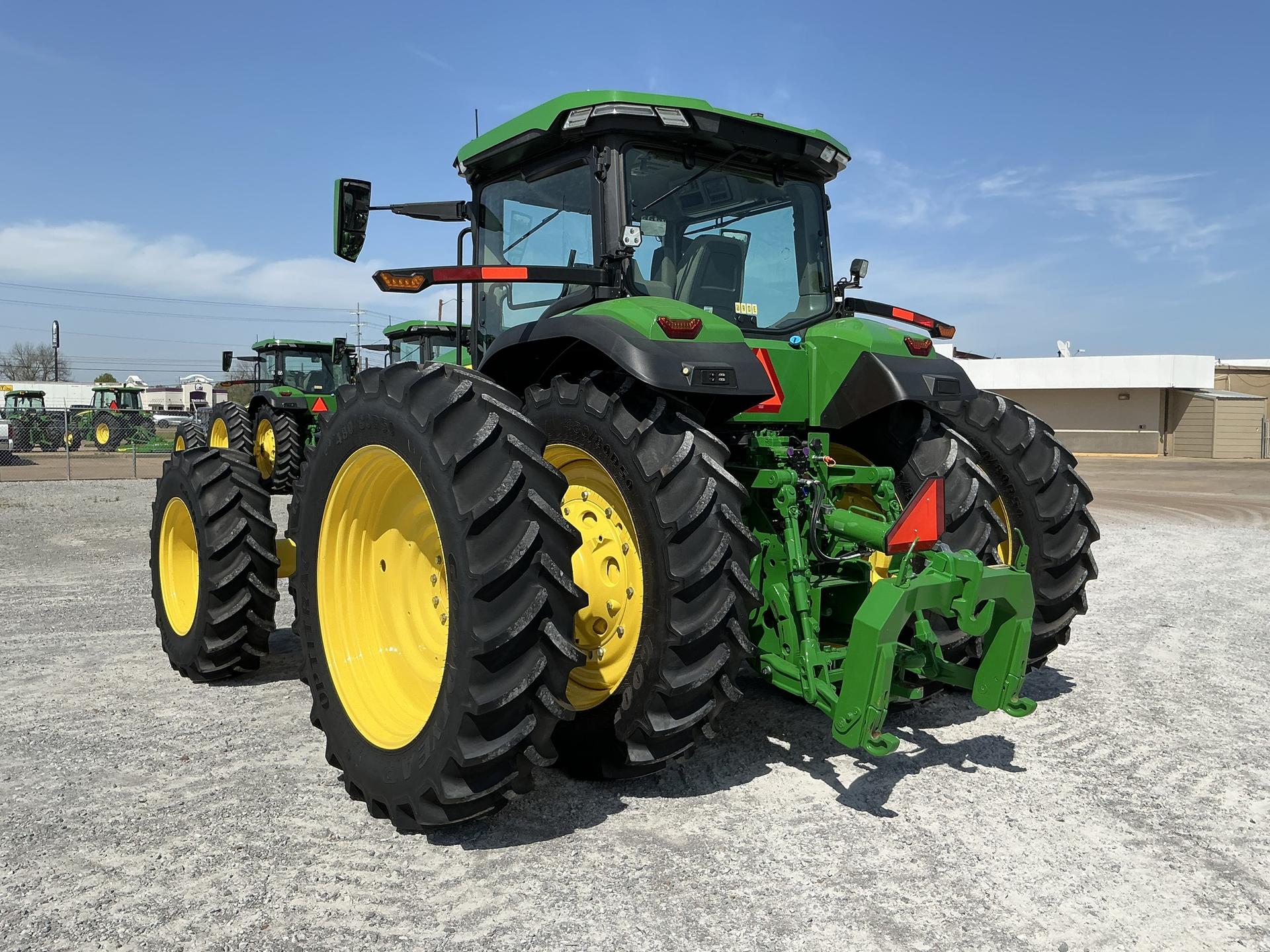 2023 John Deere 8R 310 Image