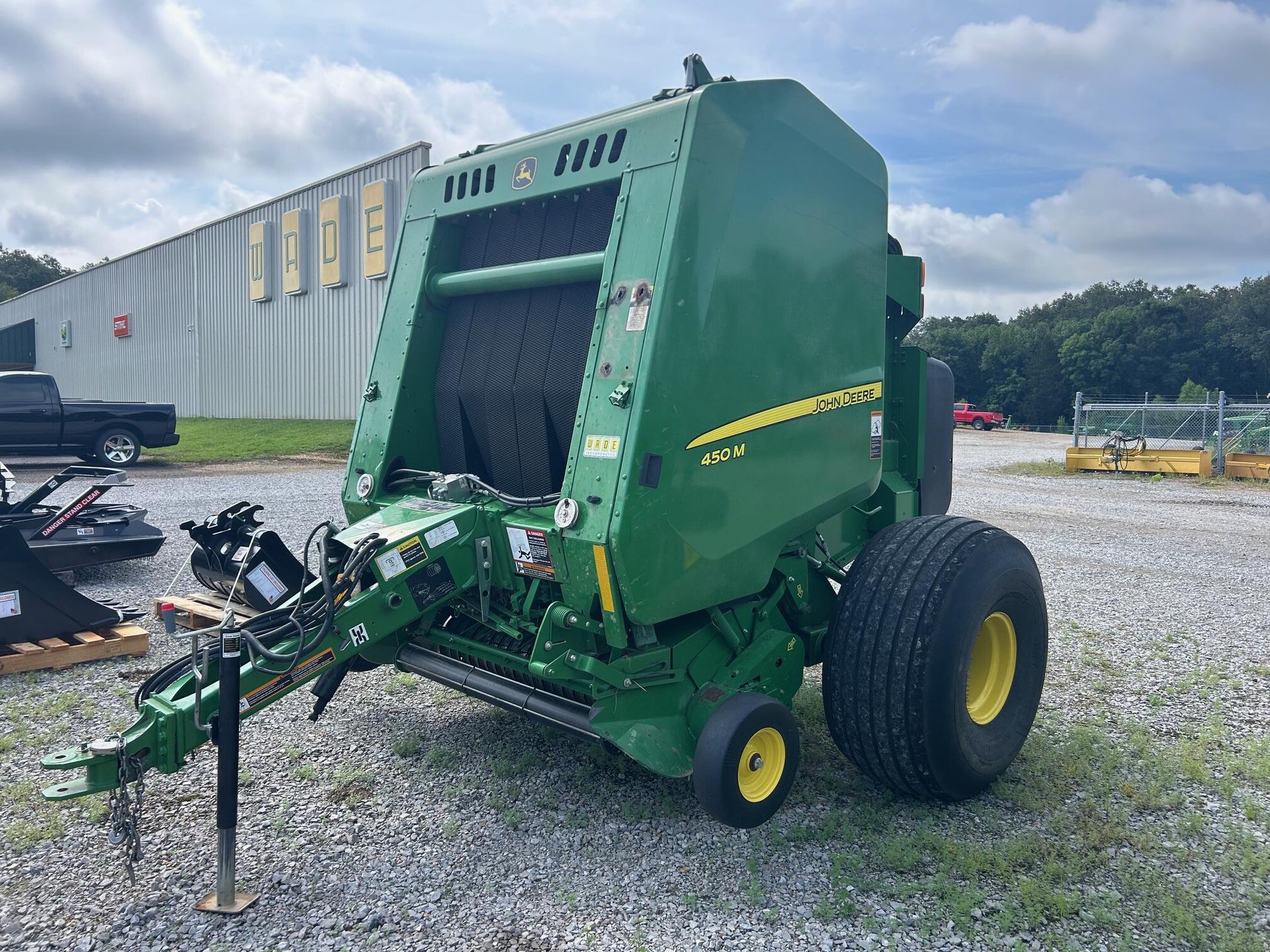 2022 John Deere 450M Image