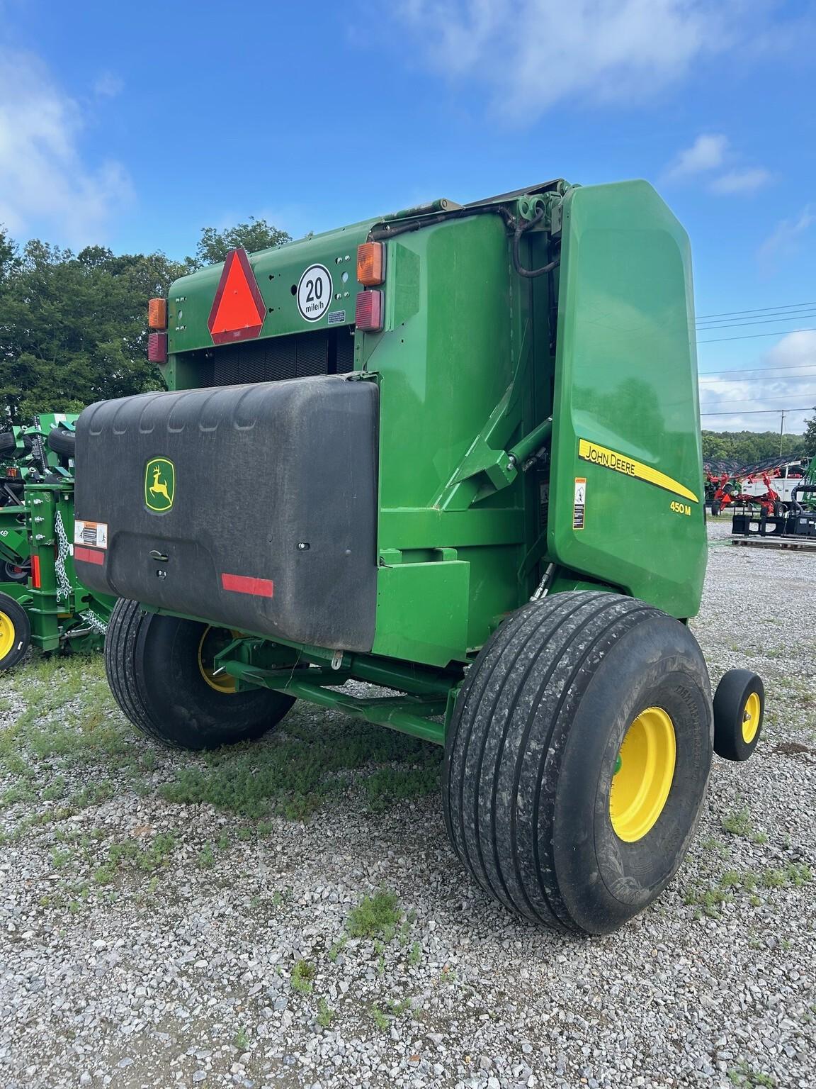 2022 John Deere 450M Image