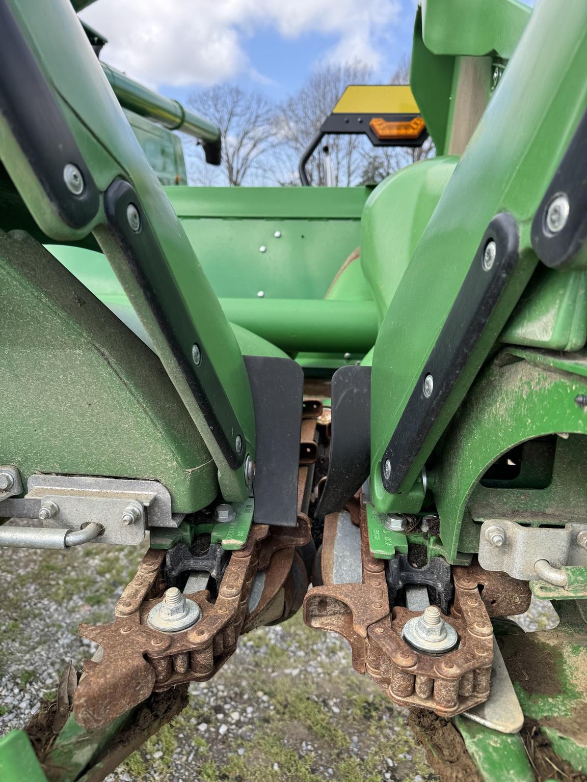 2023 John Deere C12R Image
