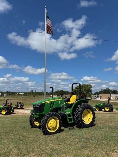 2022 John Deere 5055E Image