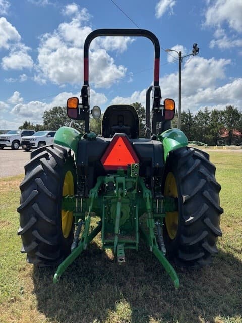 2022 John Deere 5055E Image