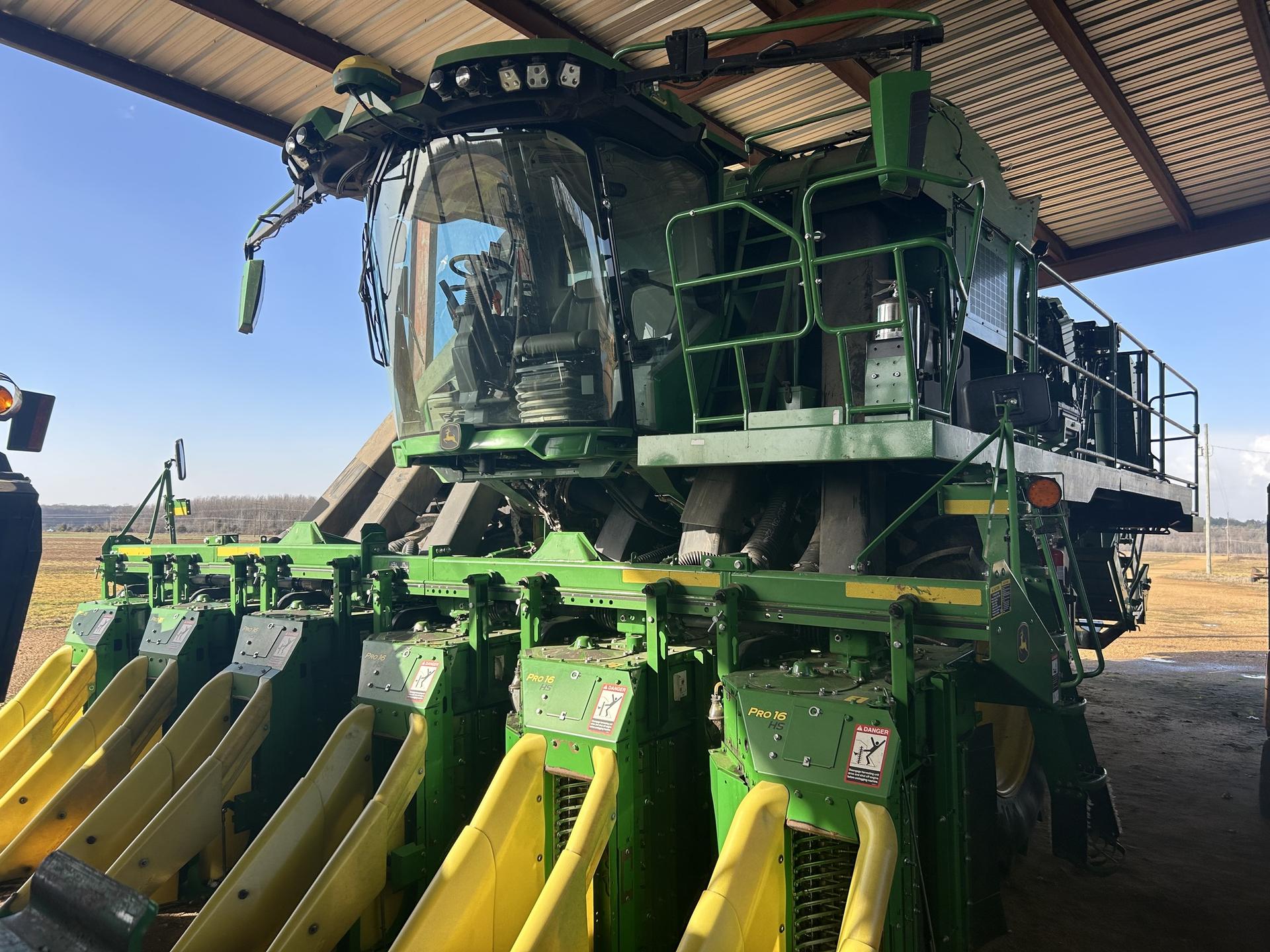 2022 John Deere CP770 Image