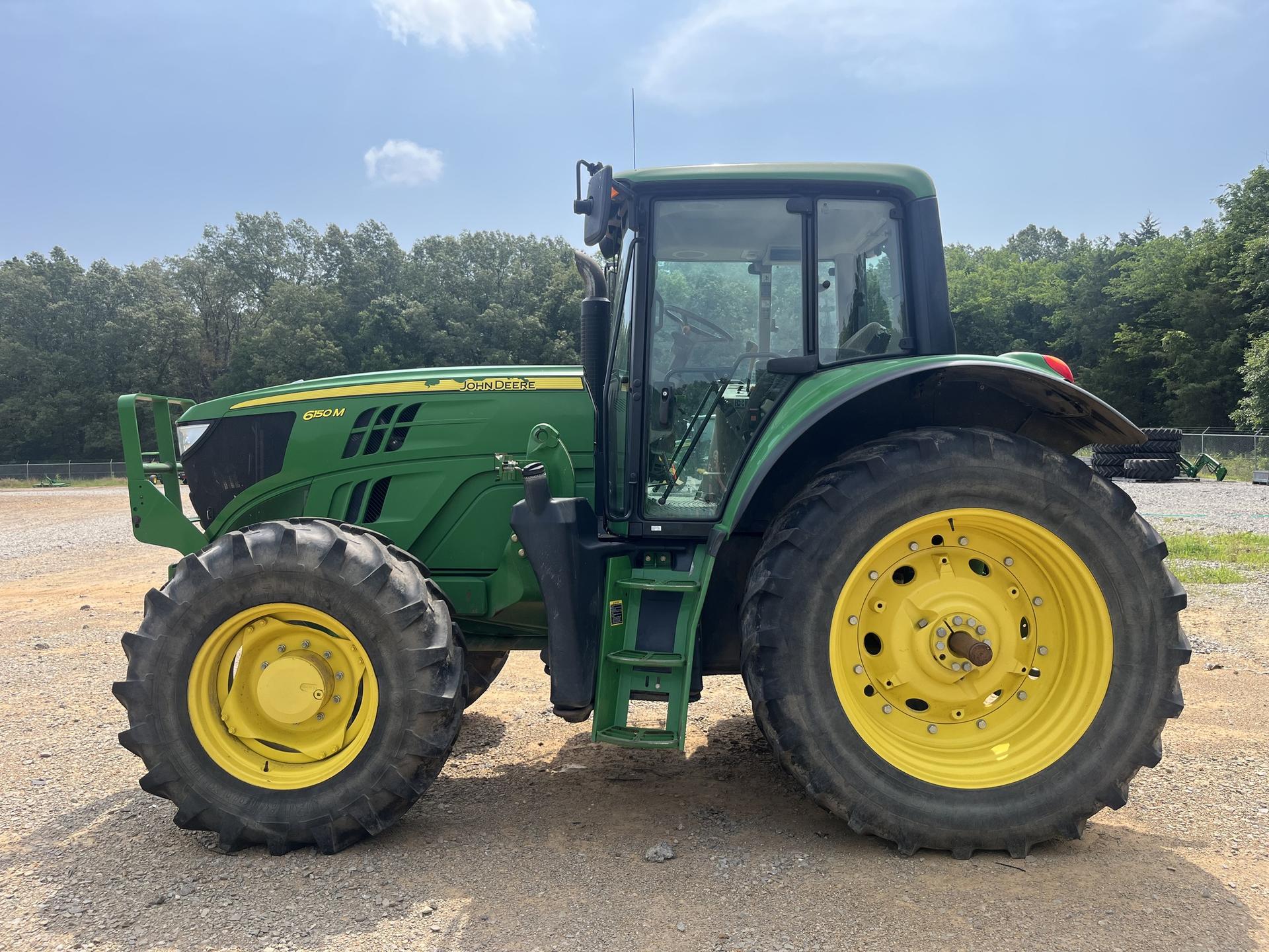 2015 John Deere 6150M Image