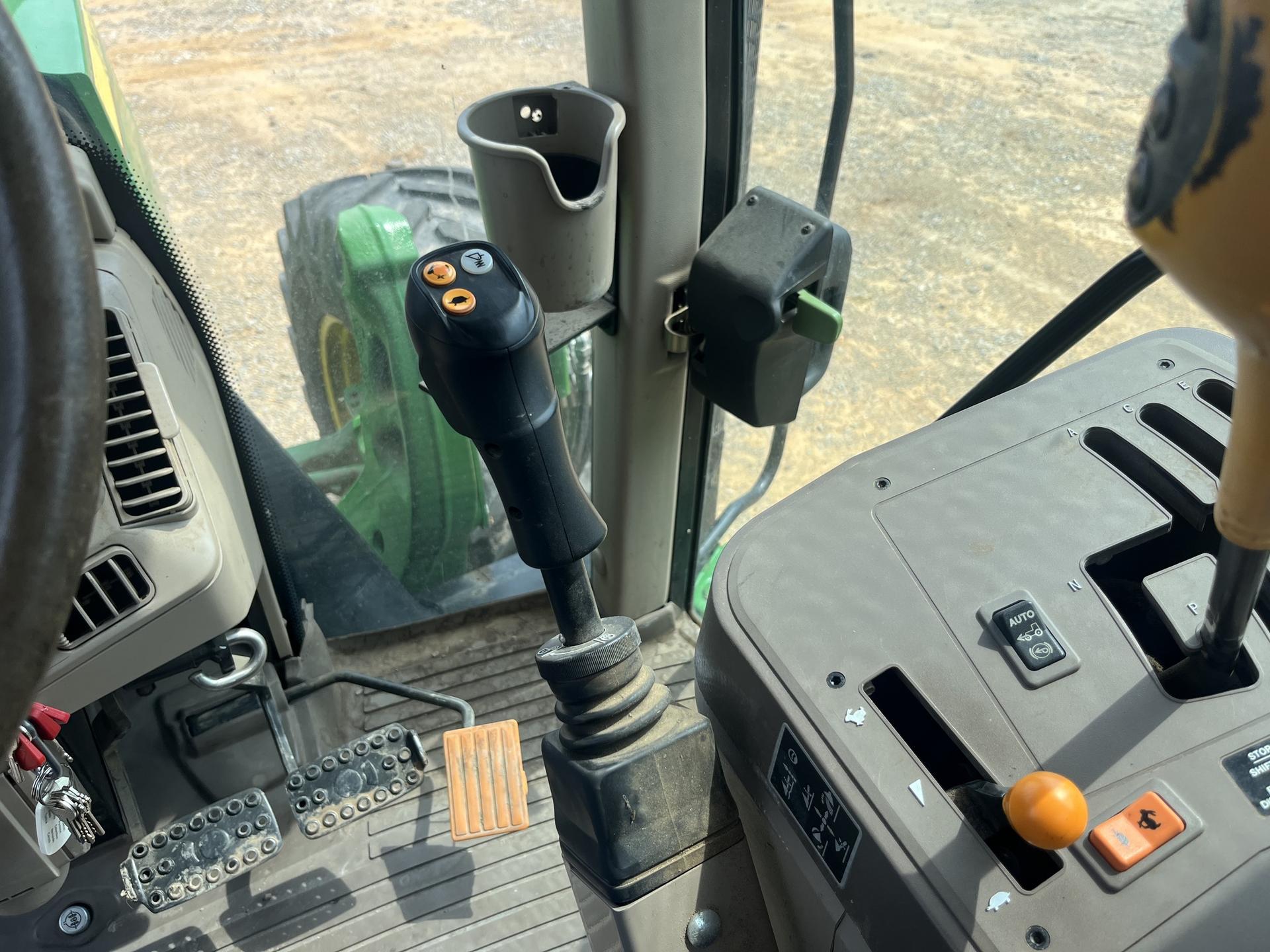 2015 John Deere 6150M Image