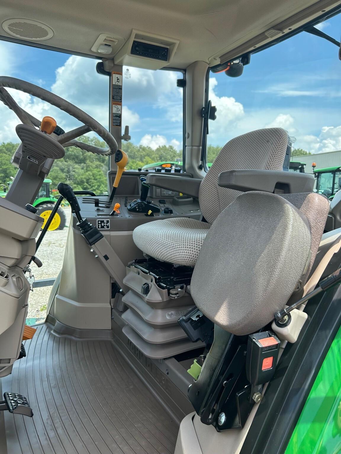 2015 John Deere 6150M Image