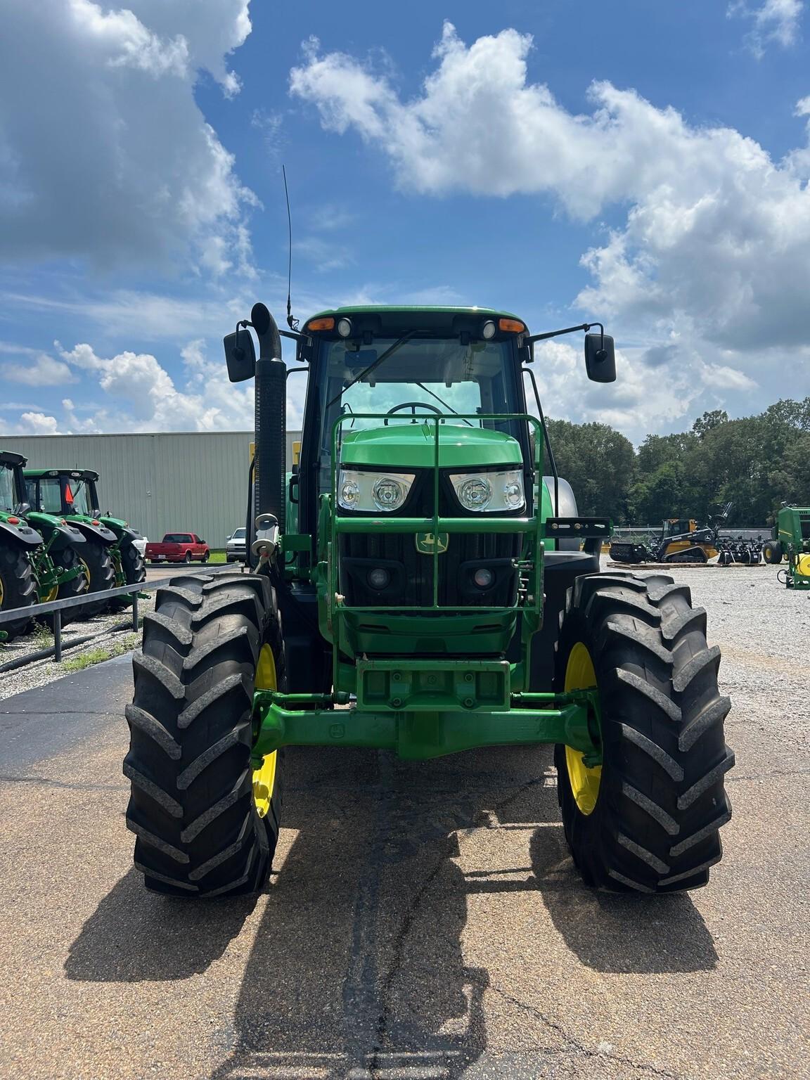 2015 John Deere 6150M Image