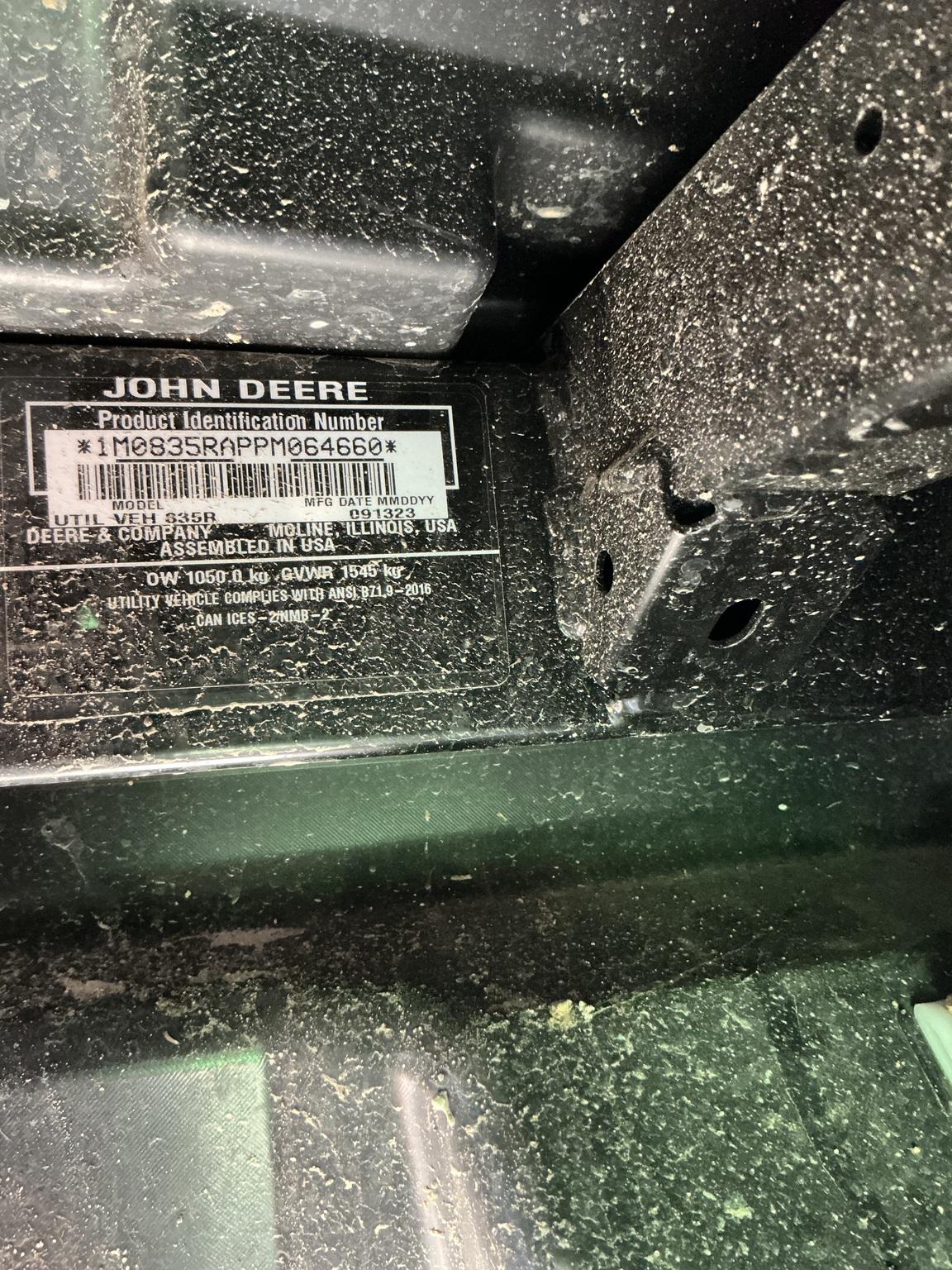 2023 John Deere XUV 835R Image