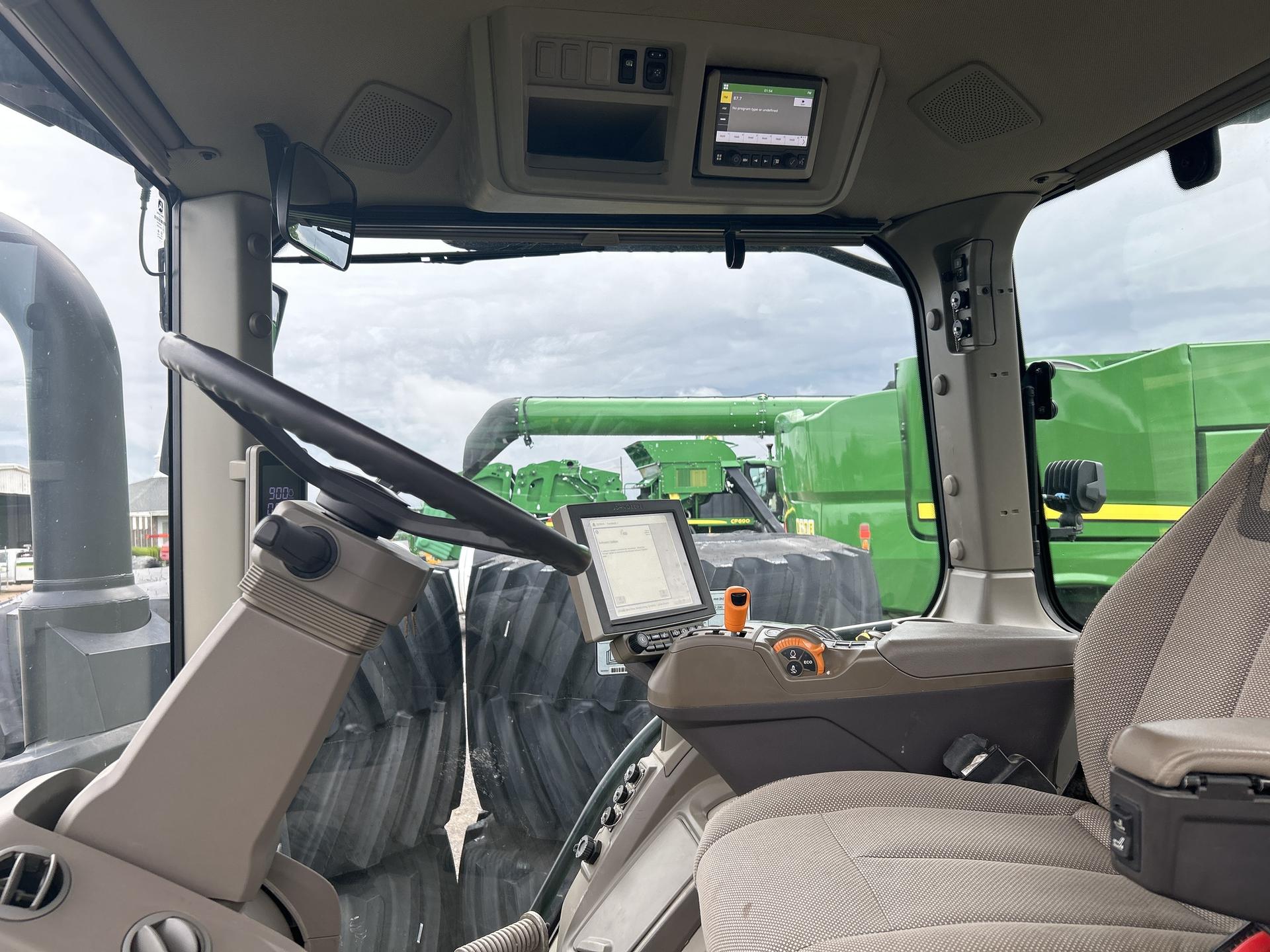 2023 John Deere 8RX 310 Image