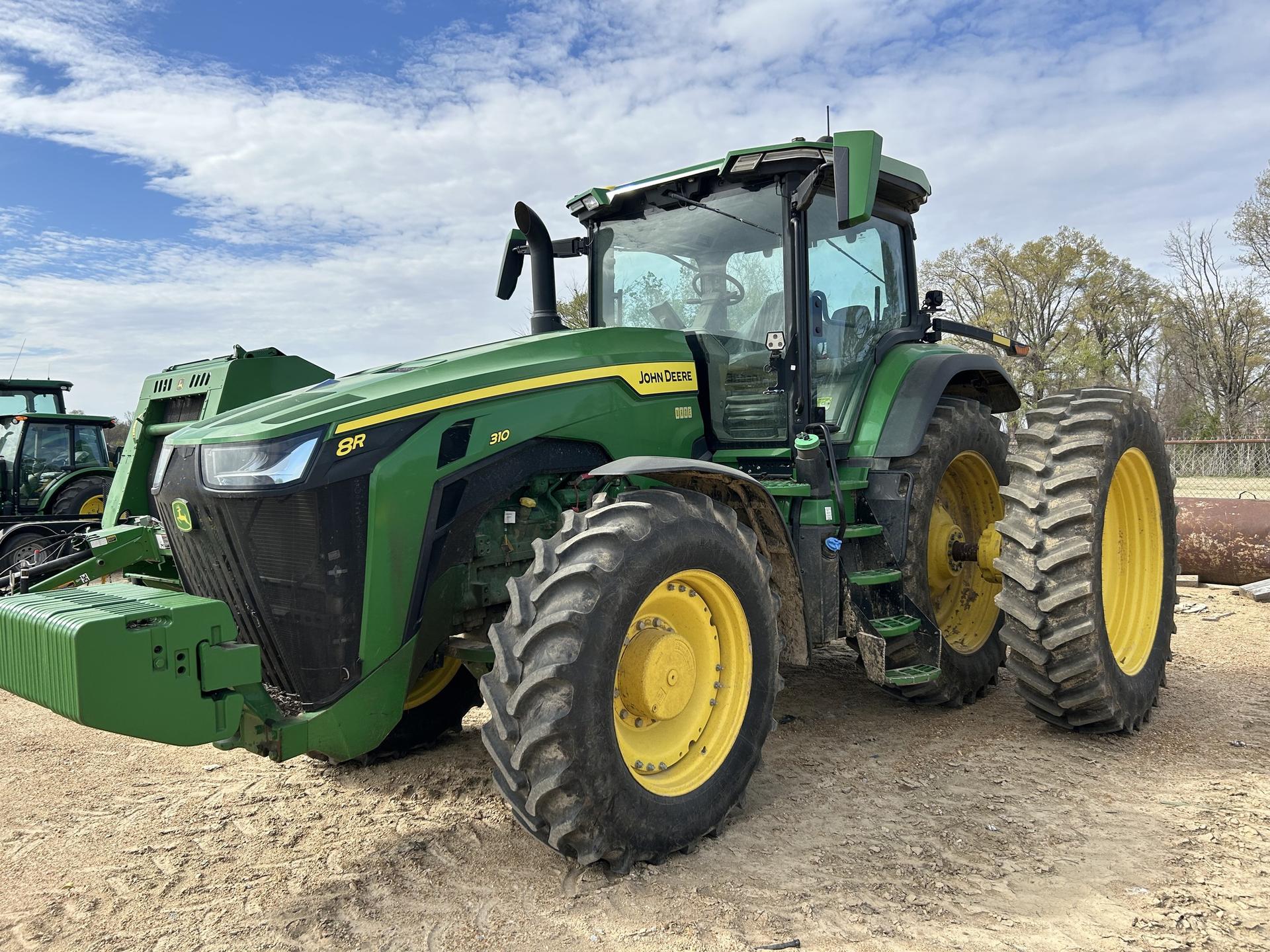 2023 John Deere 8R 310 Image