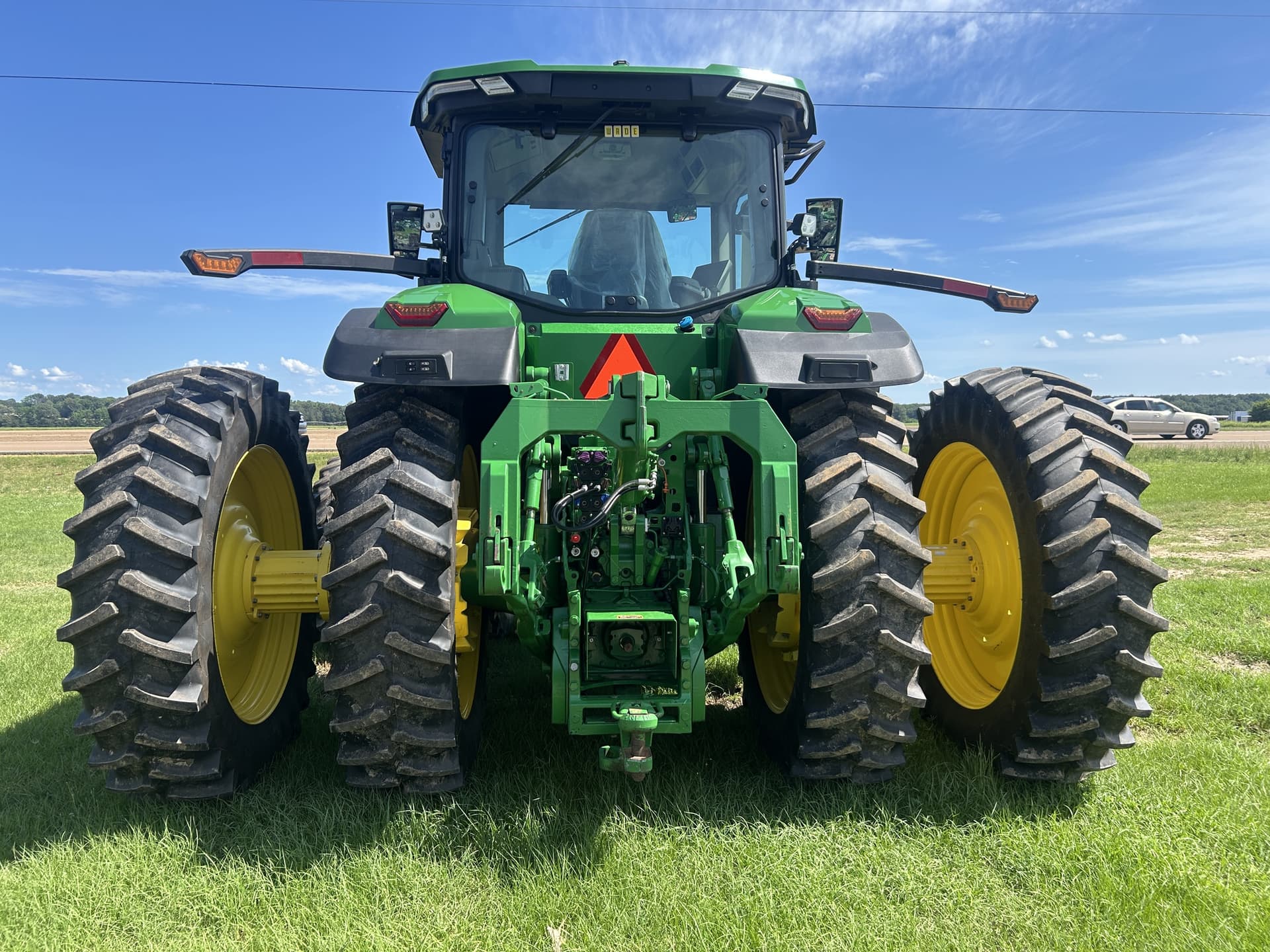 2023 John Deere 8R 310 Image