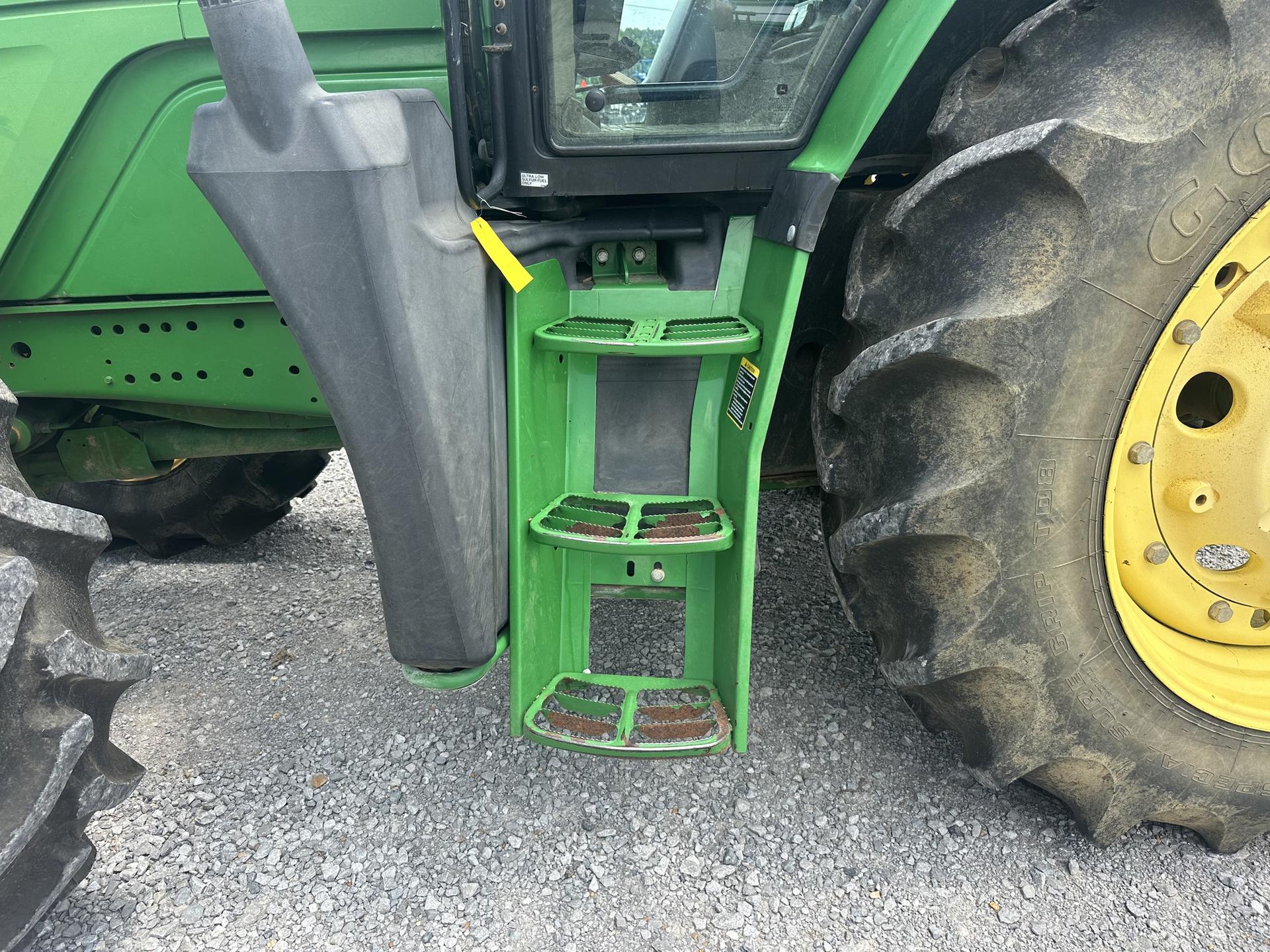 2013 John Deere 6150R Image