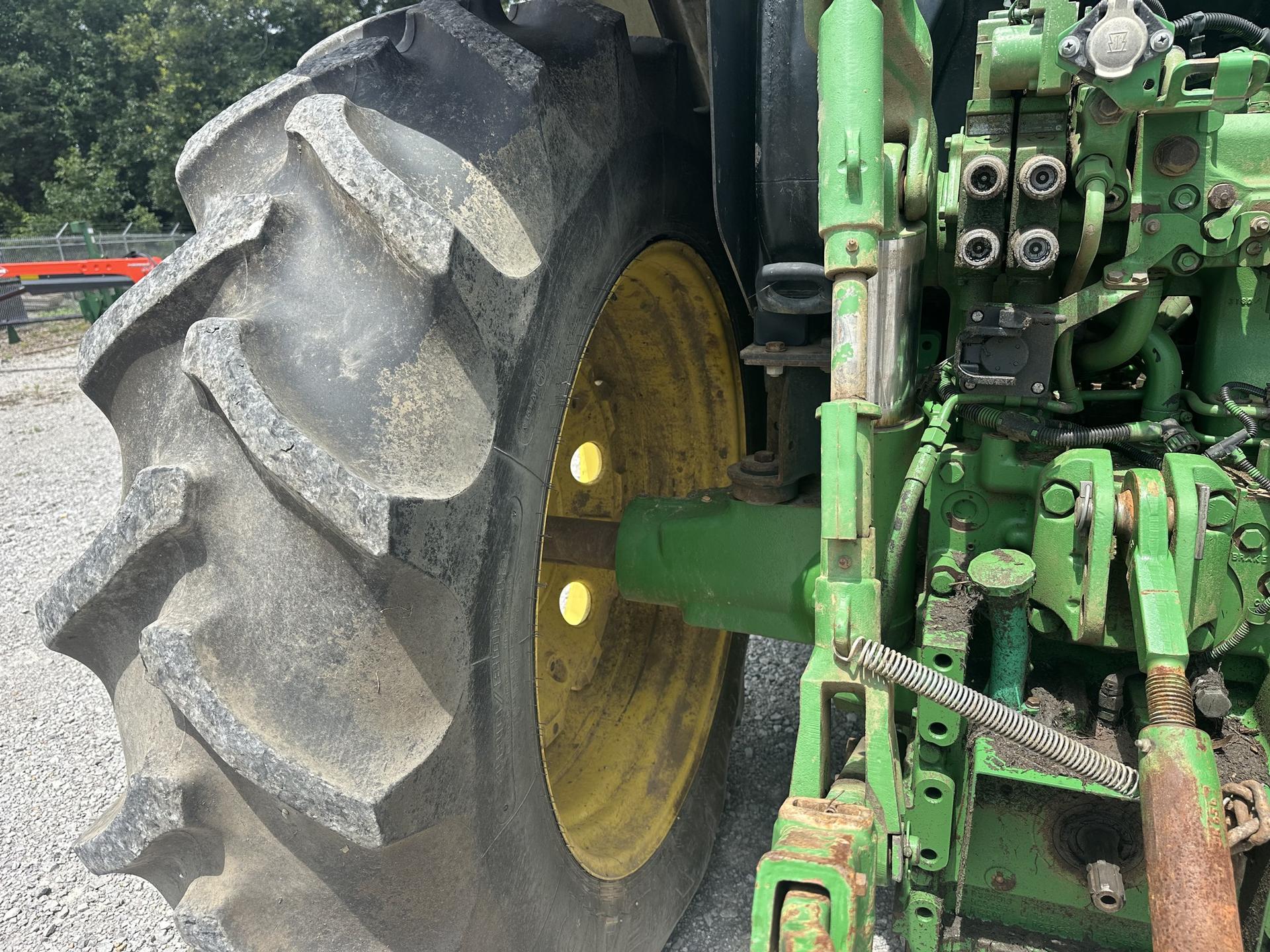 2013 John Deere 6150R Image