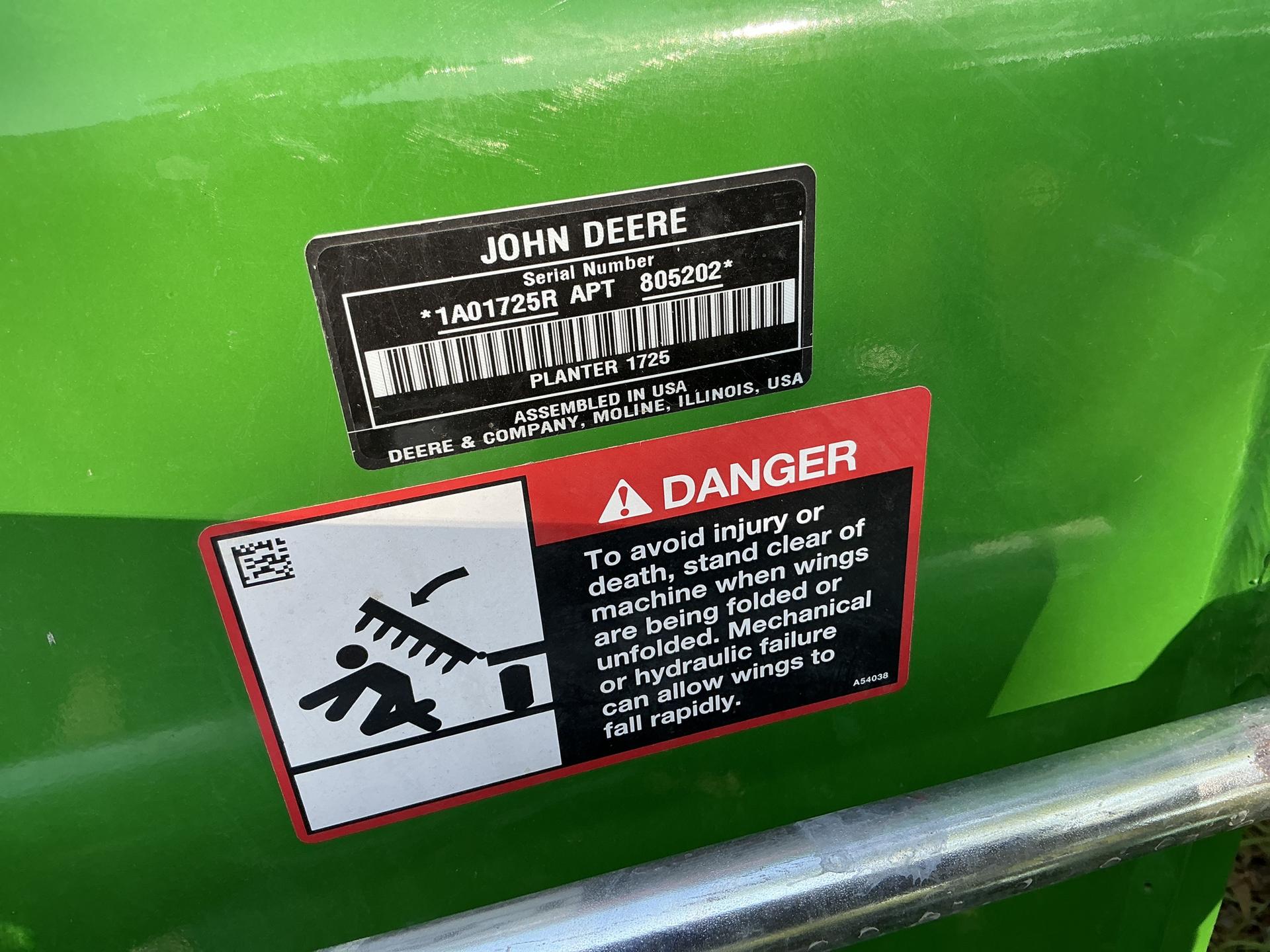 2024 John Deere 1725 Image