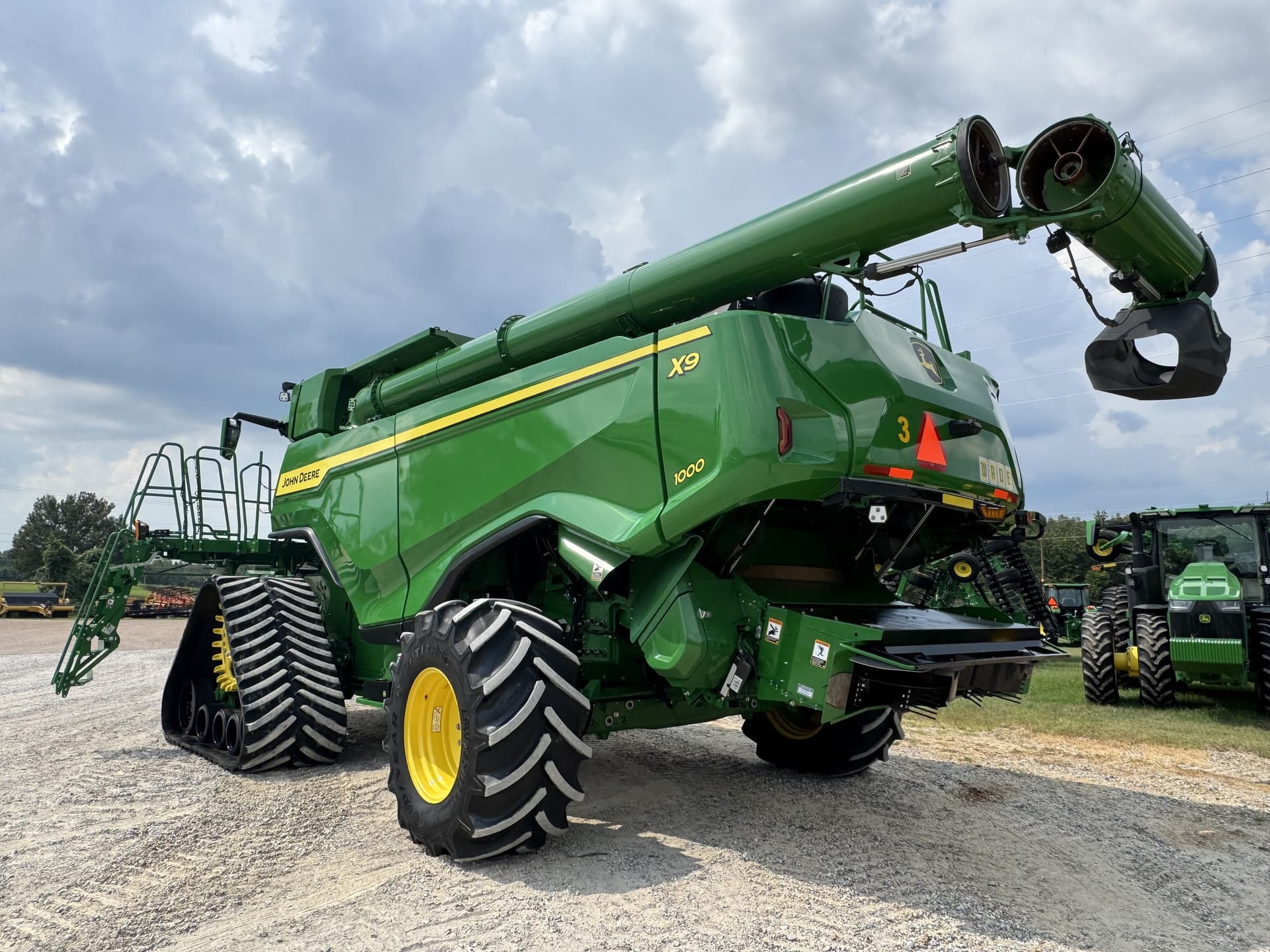 2023 John Deere X9 1000 Image