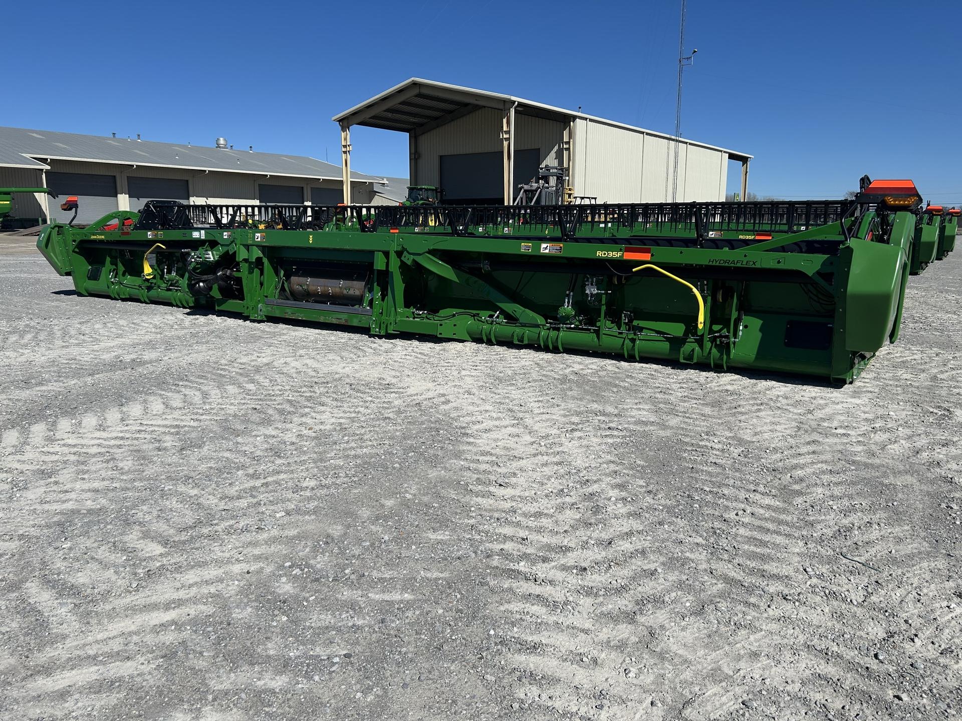 2024 John Deere RD35F Image