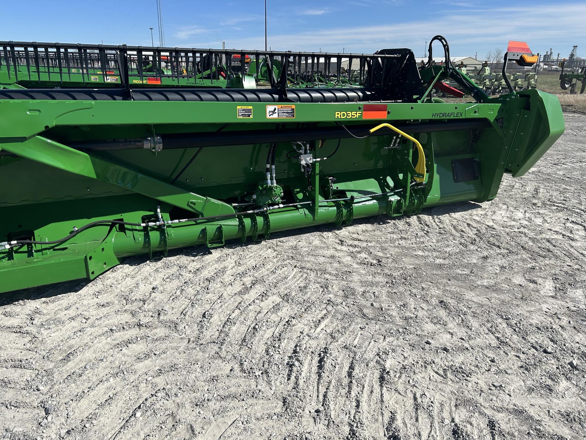 2024 John Deere RD35F Image