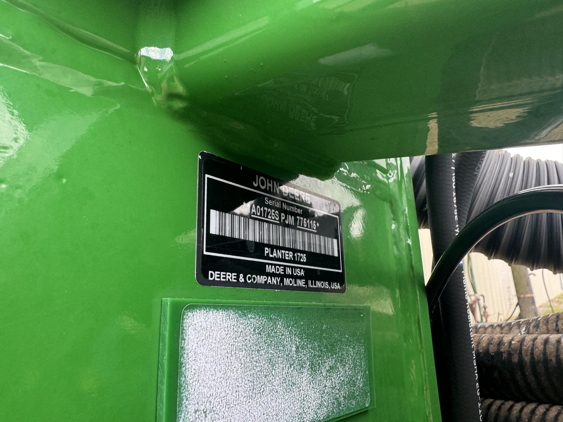 2018 John Deere 1725 CCS Image
