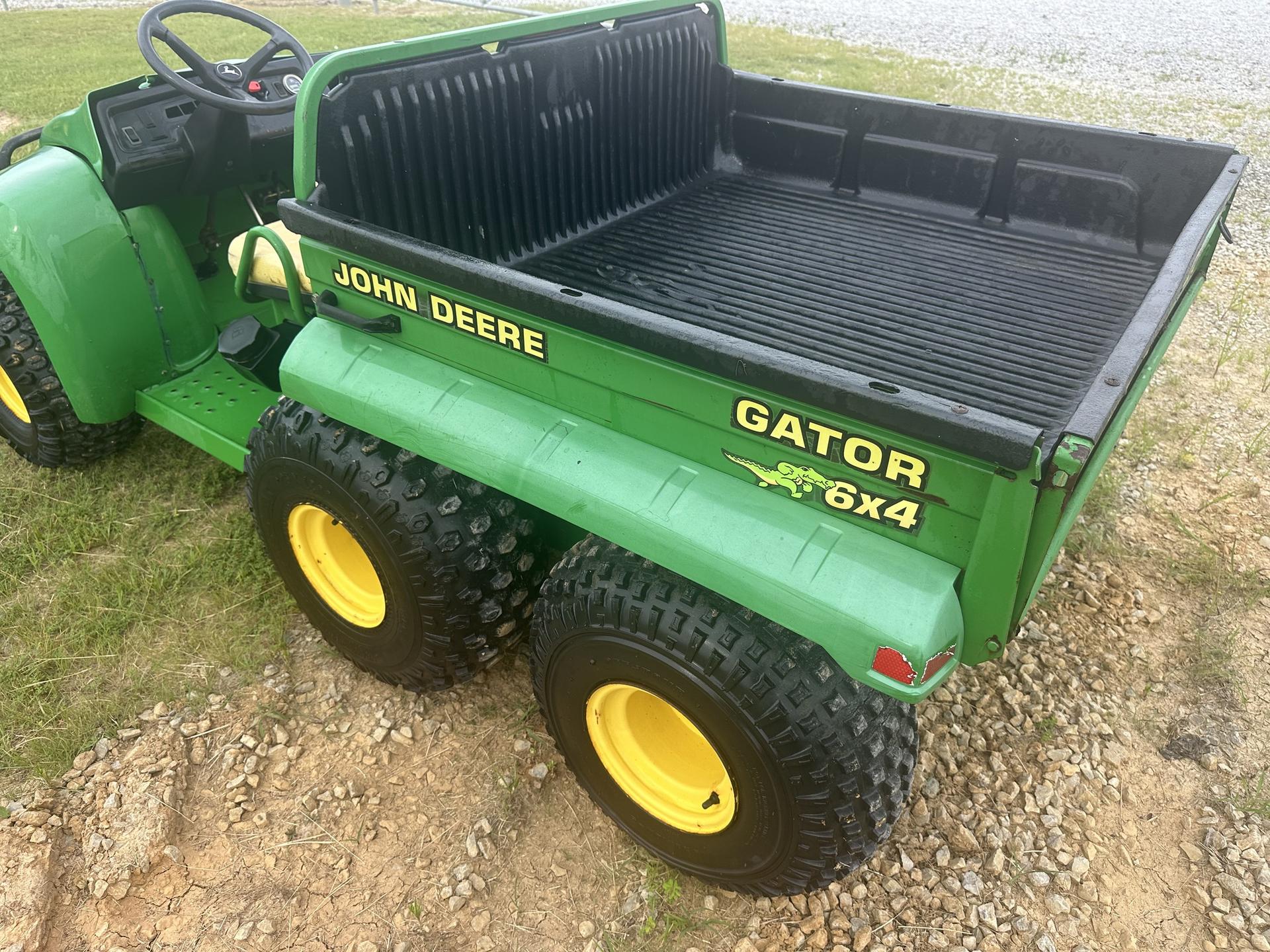 2009 John Deere 6X4 Image