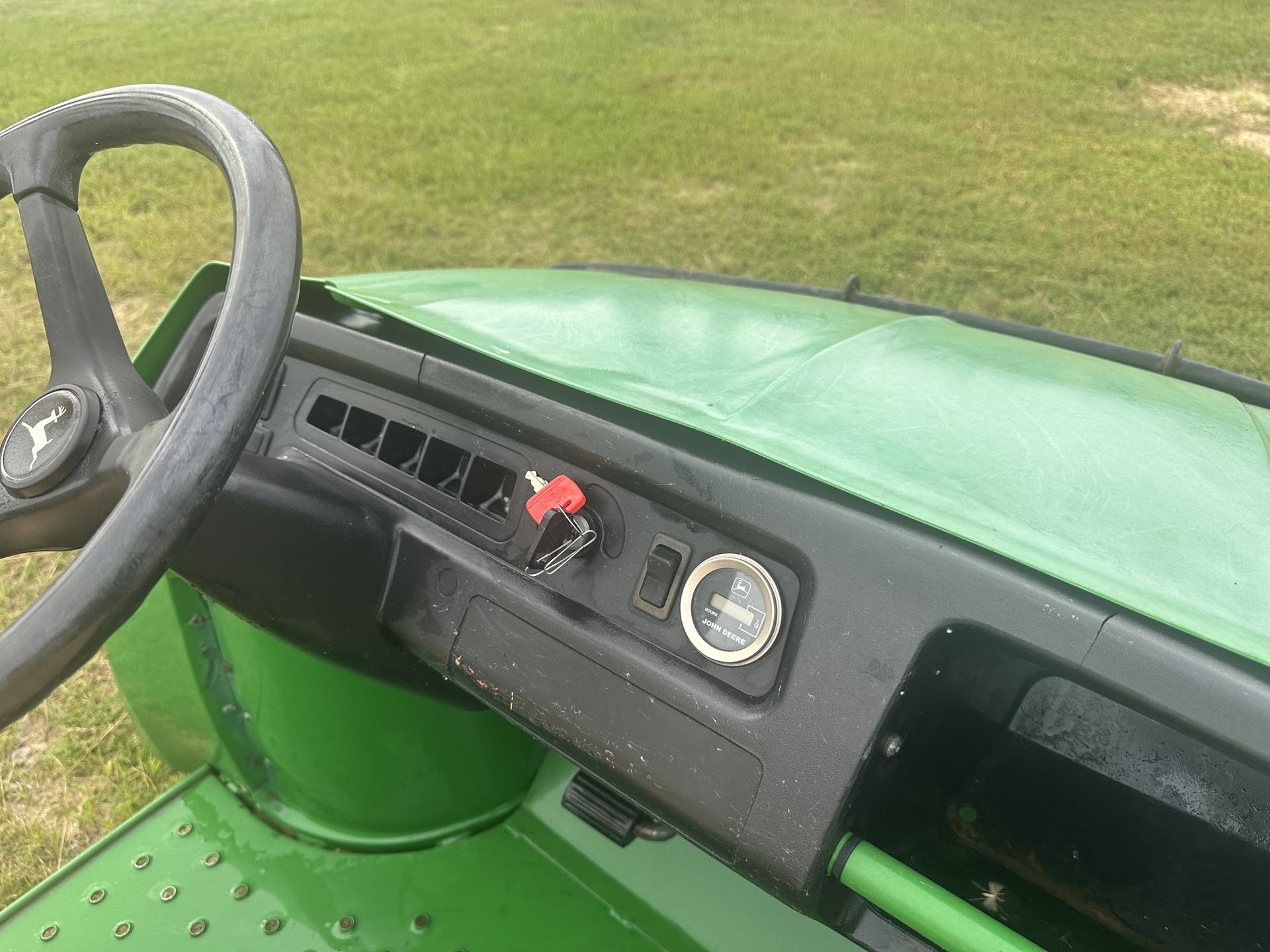 2009 John Deere 6X4 Image