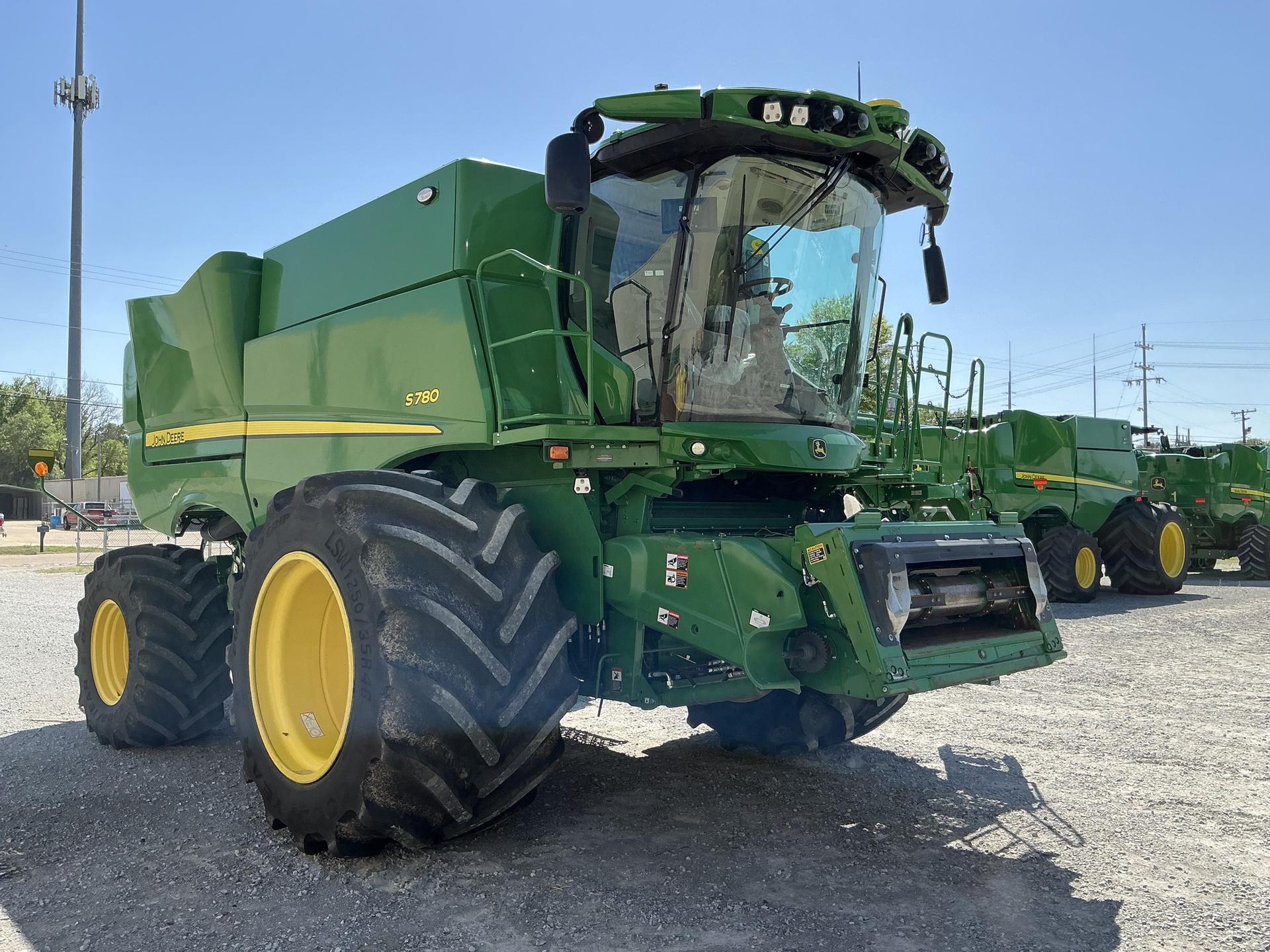 2024 John Deere S780 Image