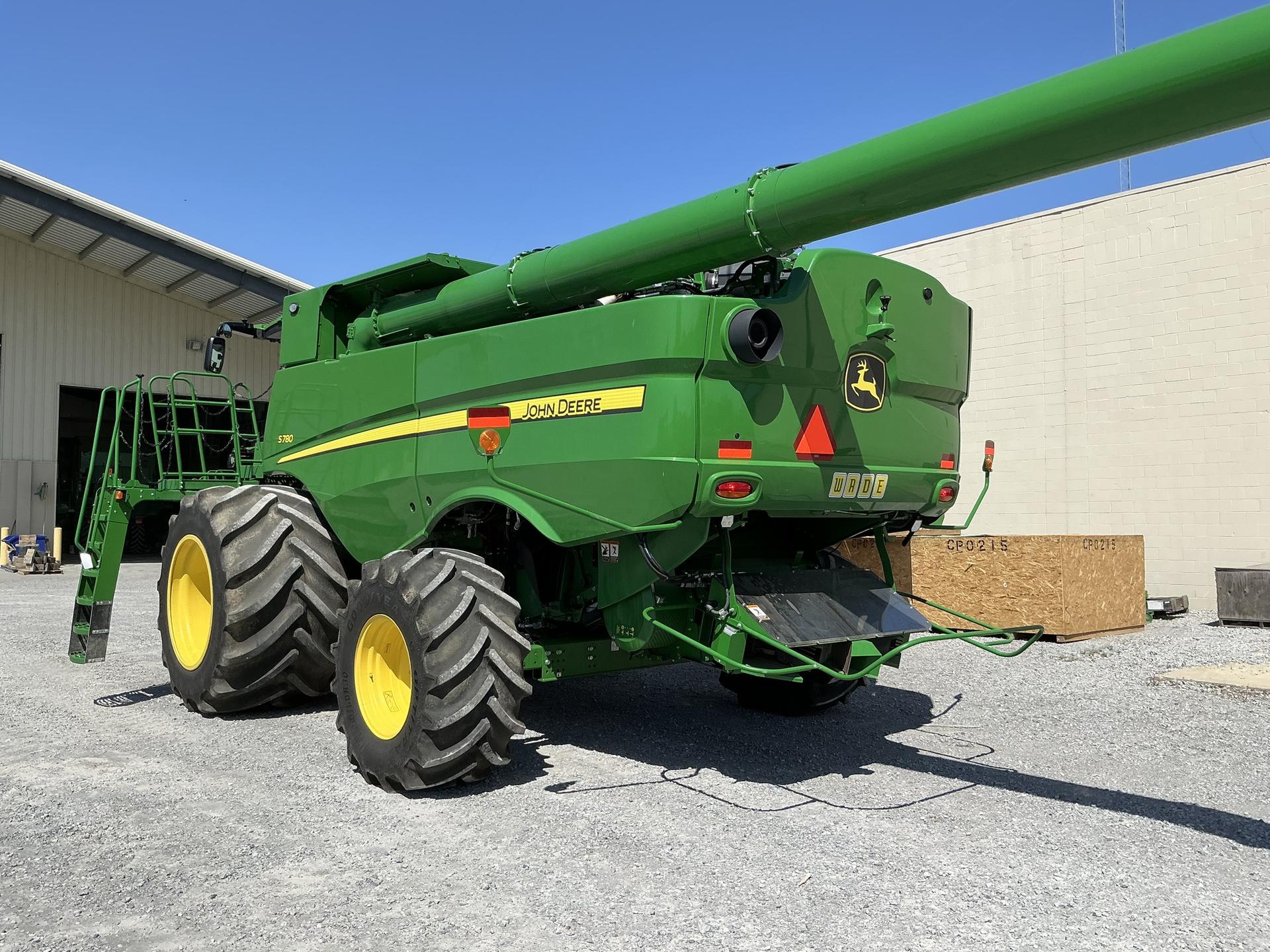 2024 John Deere S780 Image