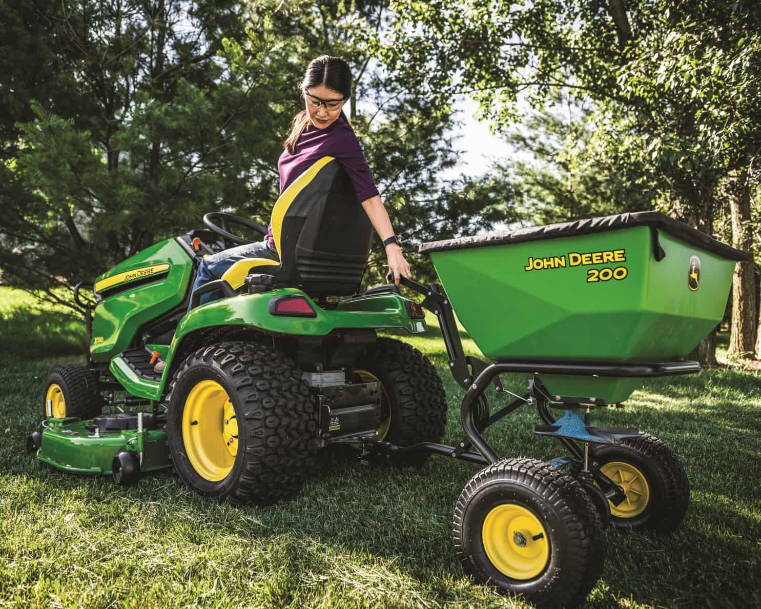John Deere Lawn Tractors