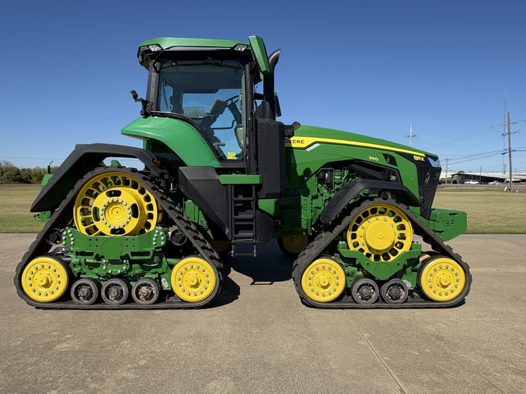 2022 John Deere 8RX 340 Image