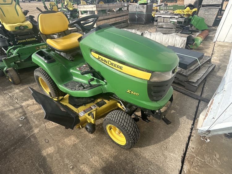 2013 John Deere X320 Image