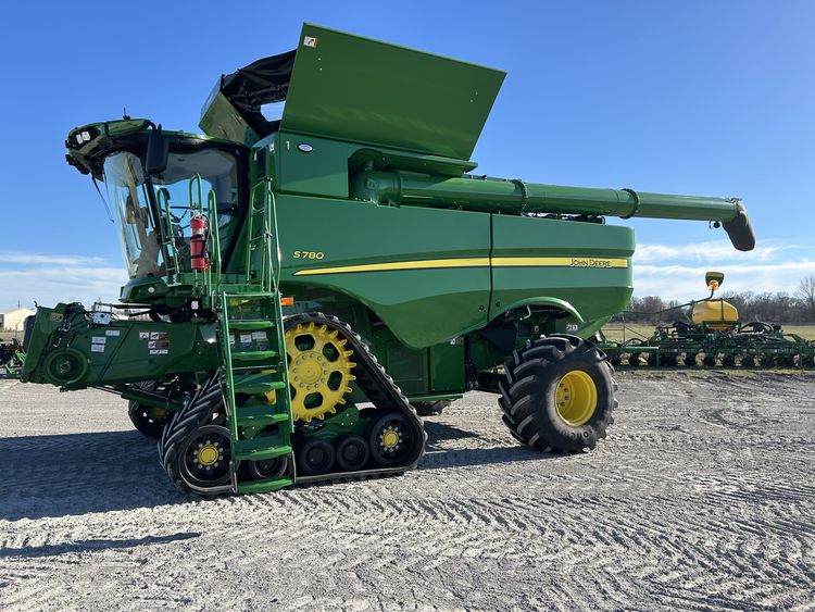 2024 John Deere S780 Image