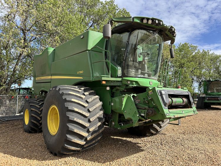 2024 John Deere S780 Image
