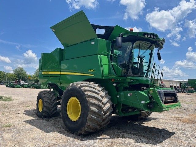 2019 John Deere S780 Image