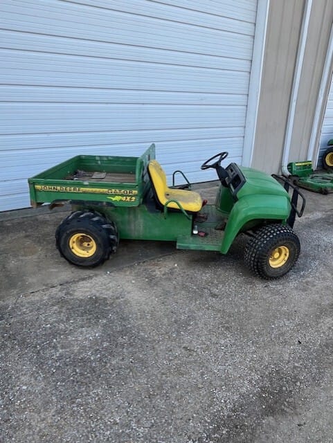 1995 John Deere 4X2 Image