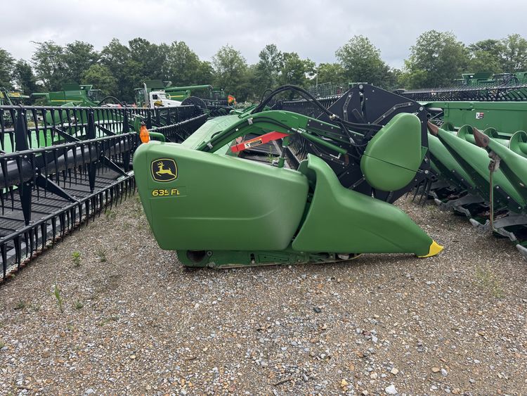 2018 John Deere 635FD Image
