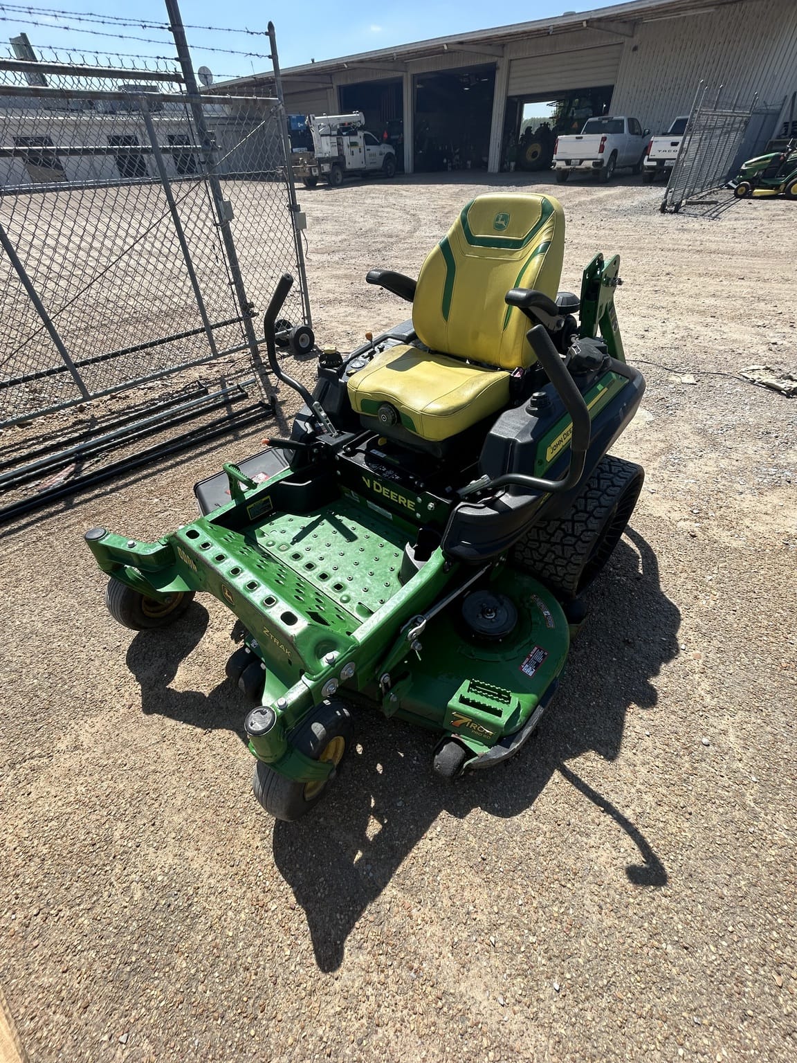 2023 John Deere Z950M Image