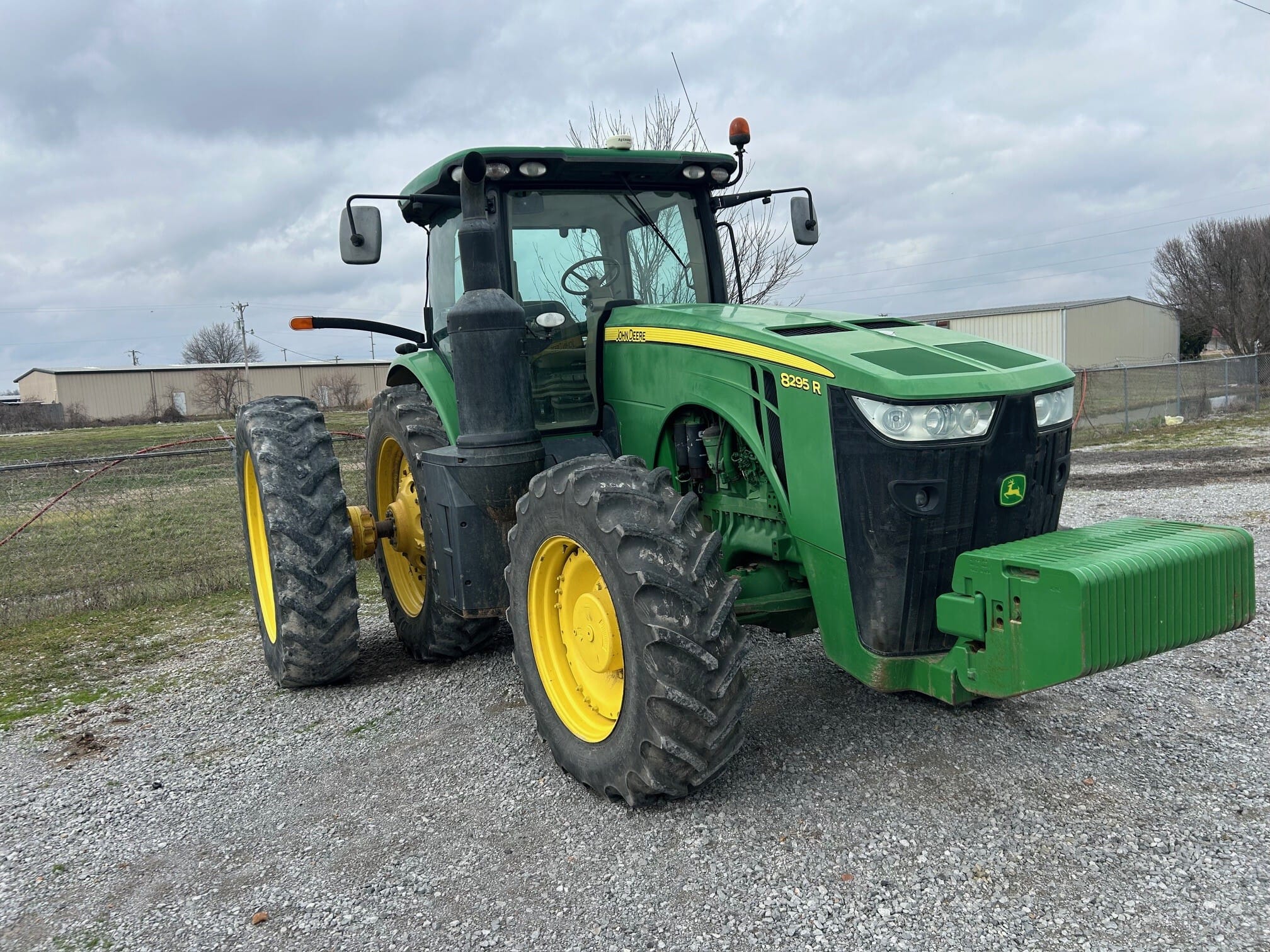 2015 John Deere 8295R Image