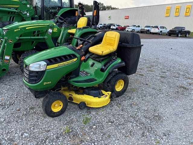 2012 John Deere D140 Image
