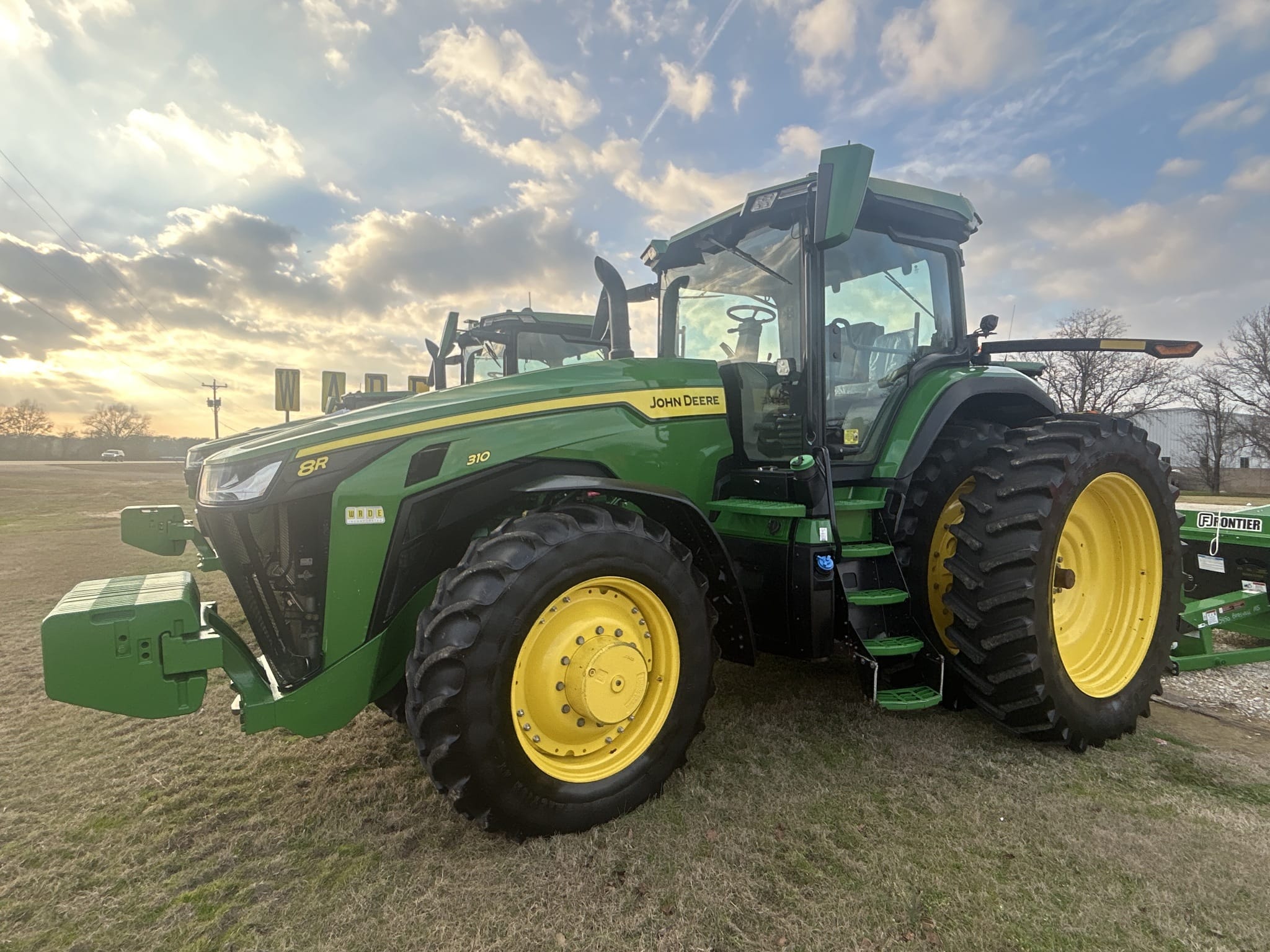 2022 John Deere 8R 310 Image