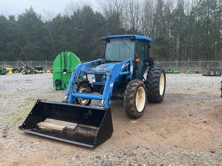 2005 New Holland TN75SA Image