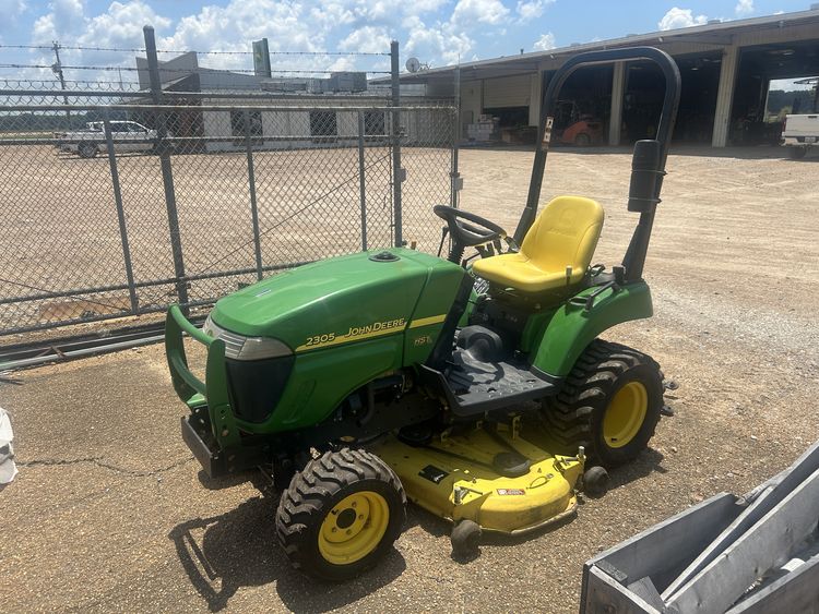 2008 John Deere 2305 Image