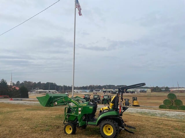 2023 John Deere 1025R Image