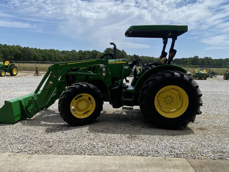2020 John Deere 5075M Image