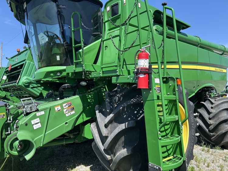 2020 John Deere S780 Image