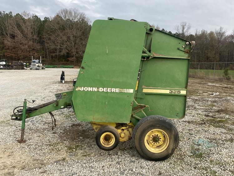 1993 John Deere 335 Image